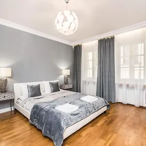 Rent Like - Przejście Garncarskie 10 Wrocław